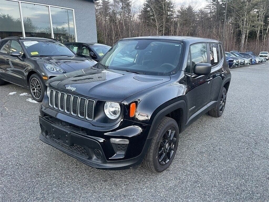 2023 Jeep Renegade Latitude photo 2