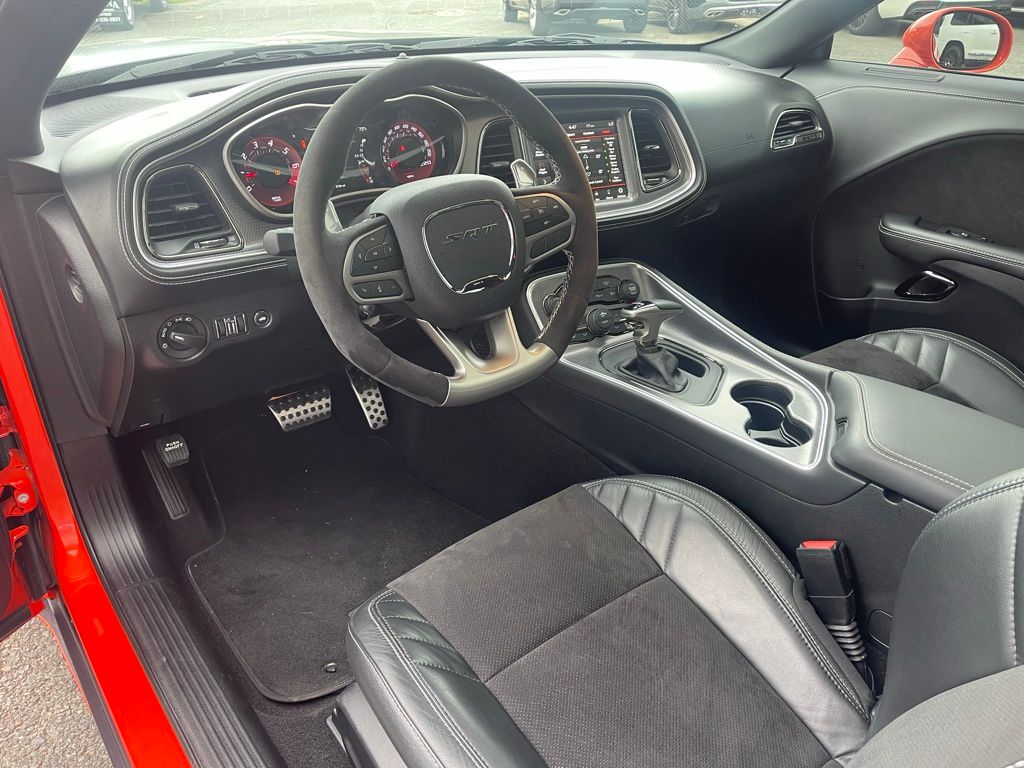 2020 Dodge Challenger SRT - Photo 16