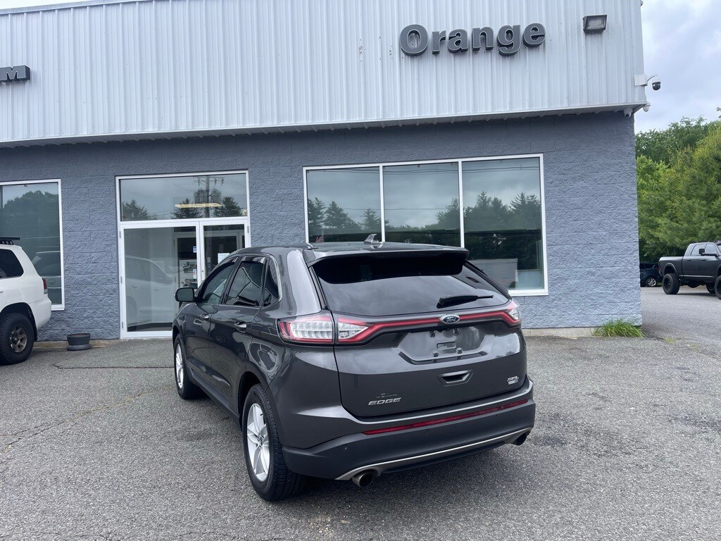 2015 Ford Edge SEL photo 4