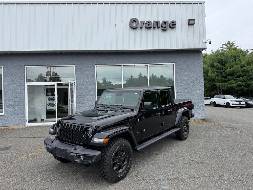 Black Clearcoat 2023 Jeep Gladiator Pickup Truck Four-Wheel Drive 6-Speed Manual