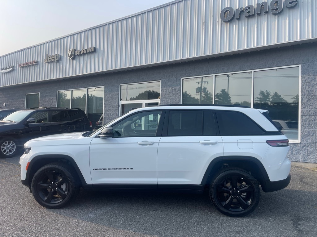 New 2025 Jeep Grand Cherokee Limited Sport Utility