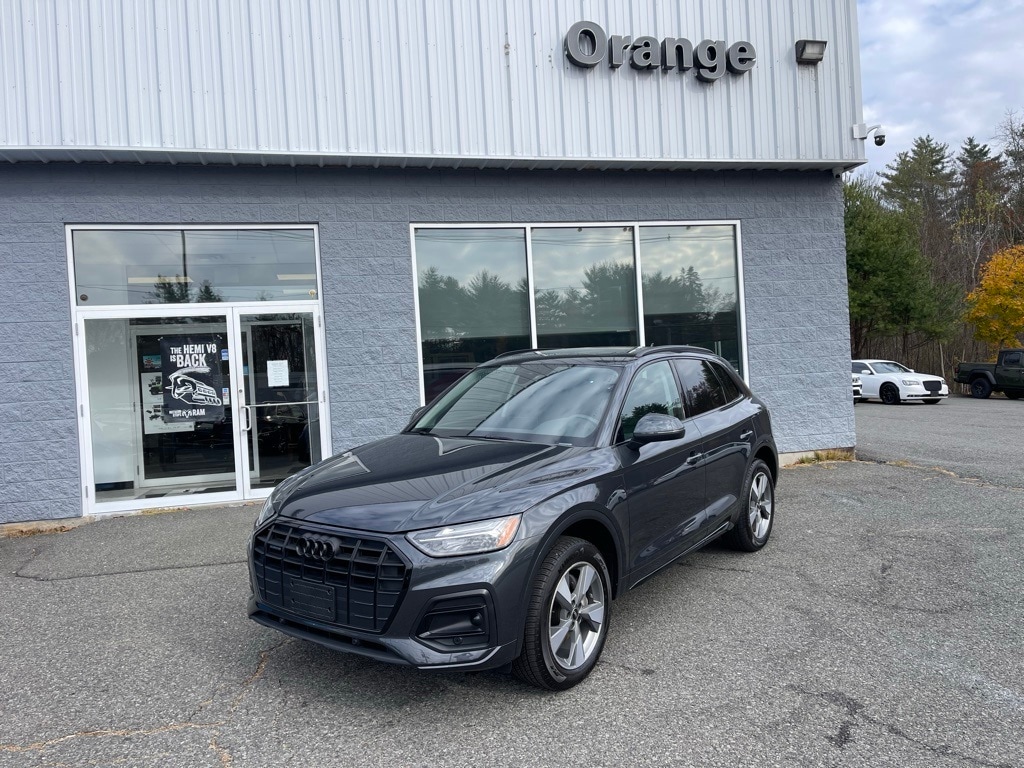 2025 Audi Q5 Premium's photo