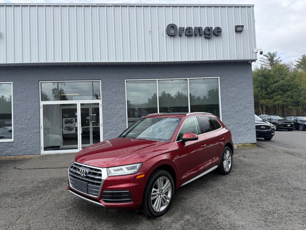 2018 Audi Q5 2.0T quattro S tronic Prestige's photo