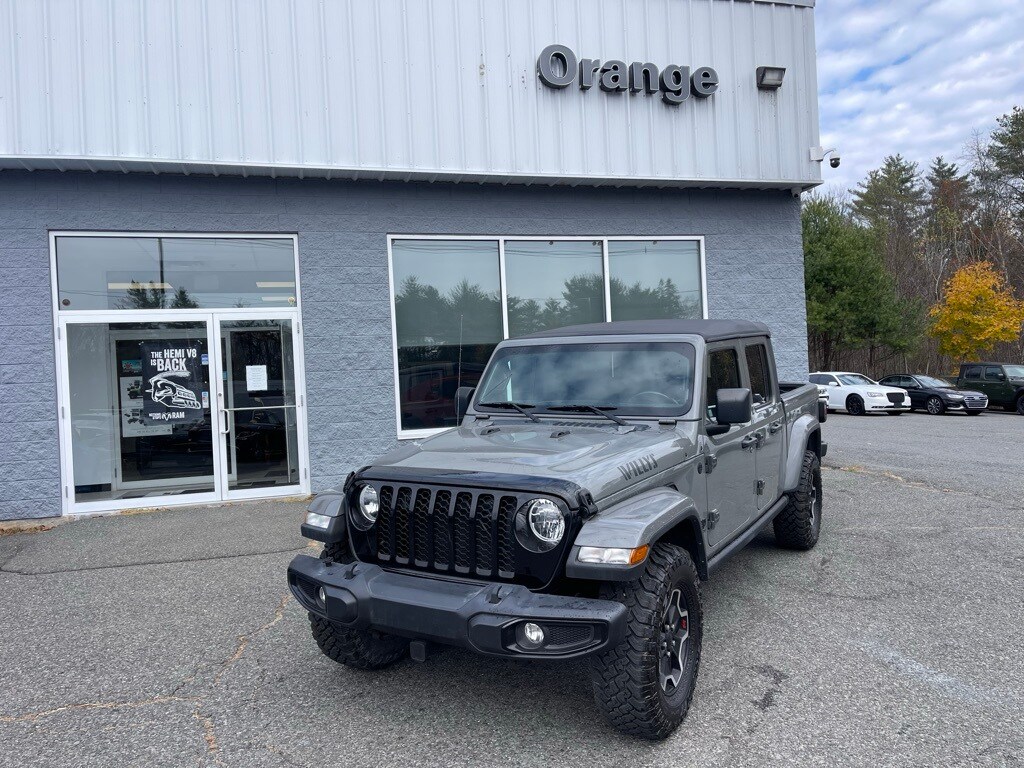 2021 Jeep Gladiator Willys photo 2