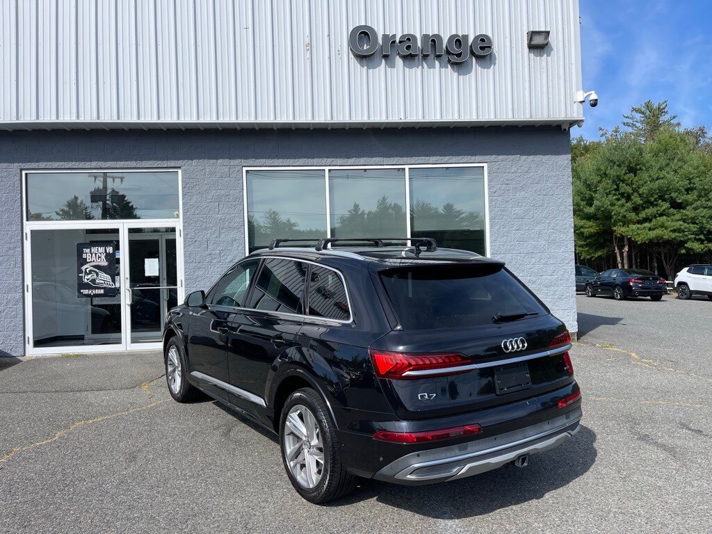 2020 Audi Q7 55 Premium Plus photo 3