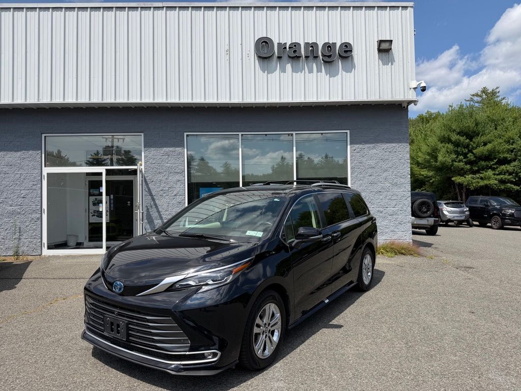 Midnight Black Metallic 2024 Toyota Sienna Minivan All-Wheel Drive Continuously Variable Transmission