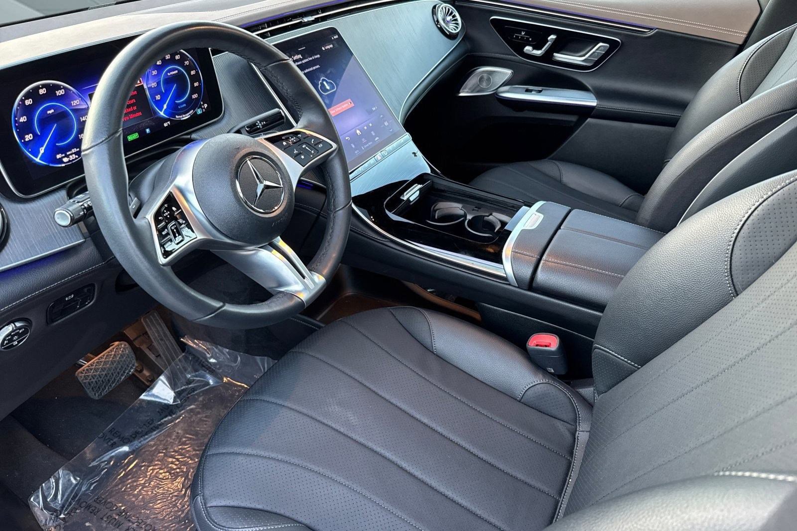 2023 Mercedes Benz 350 4MATIC photo 4