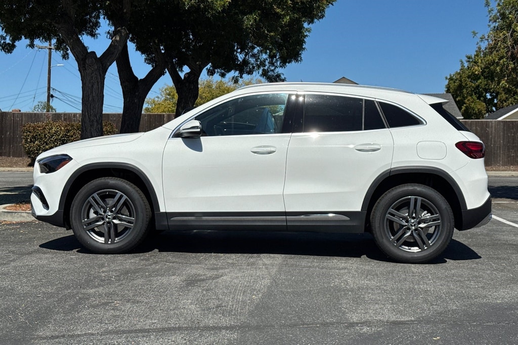 New 2026 Mercedes-Benz GLA 250 4MATIC SUV