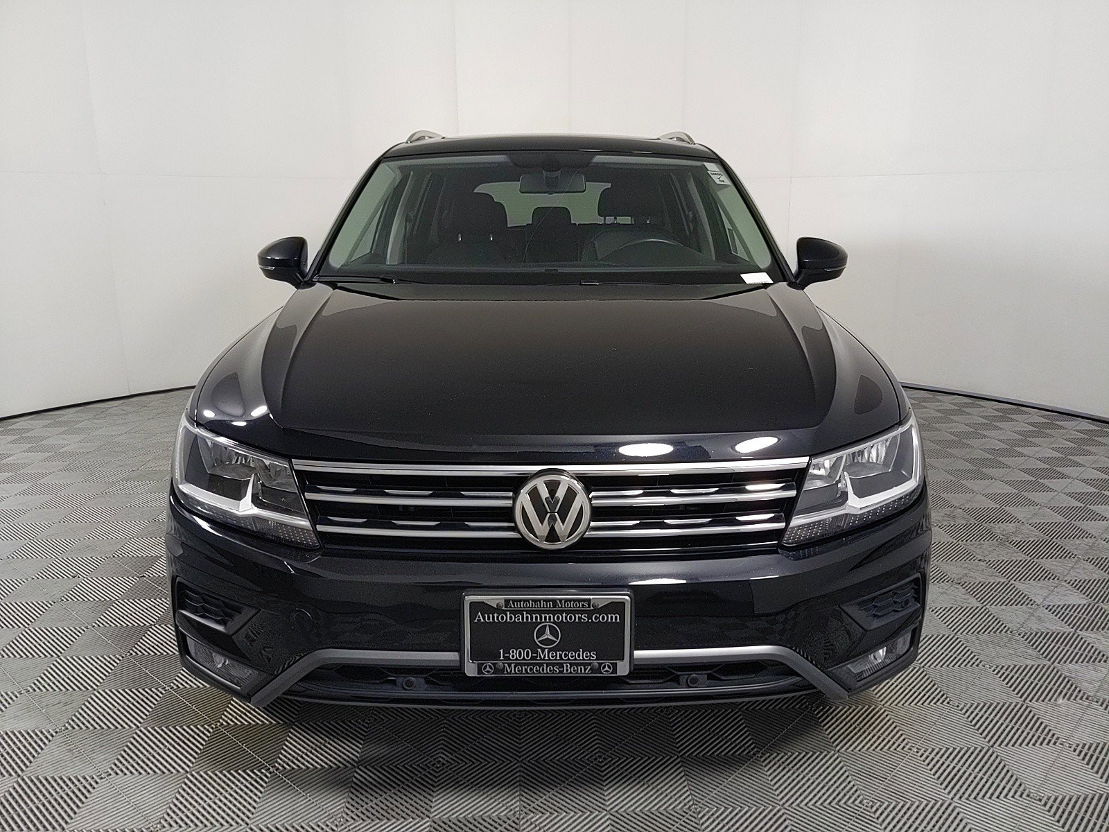 Used 2019 Volkswagen Tiguan SE with VIN 3VV3B7AX2KM159471 for sale in Belmont, CA