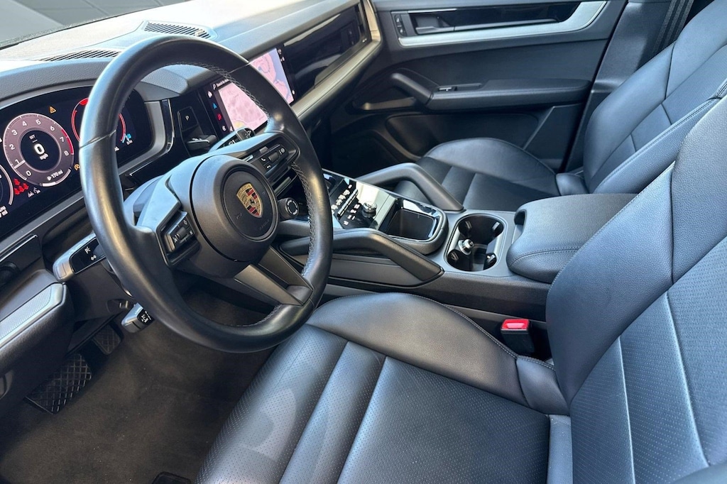 Used 2024 Porsche Cayenne SUV