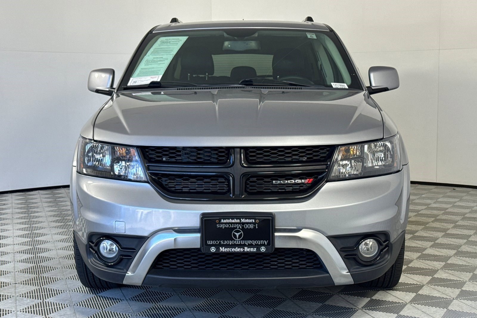 Journey Crossroad SUV