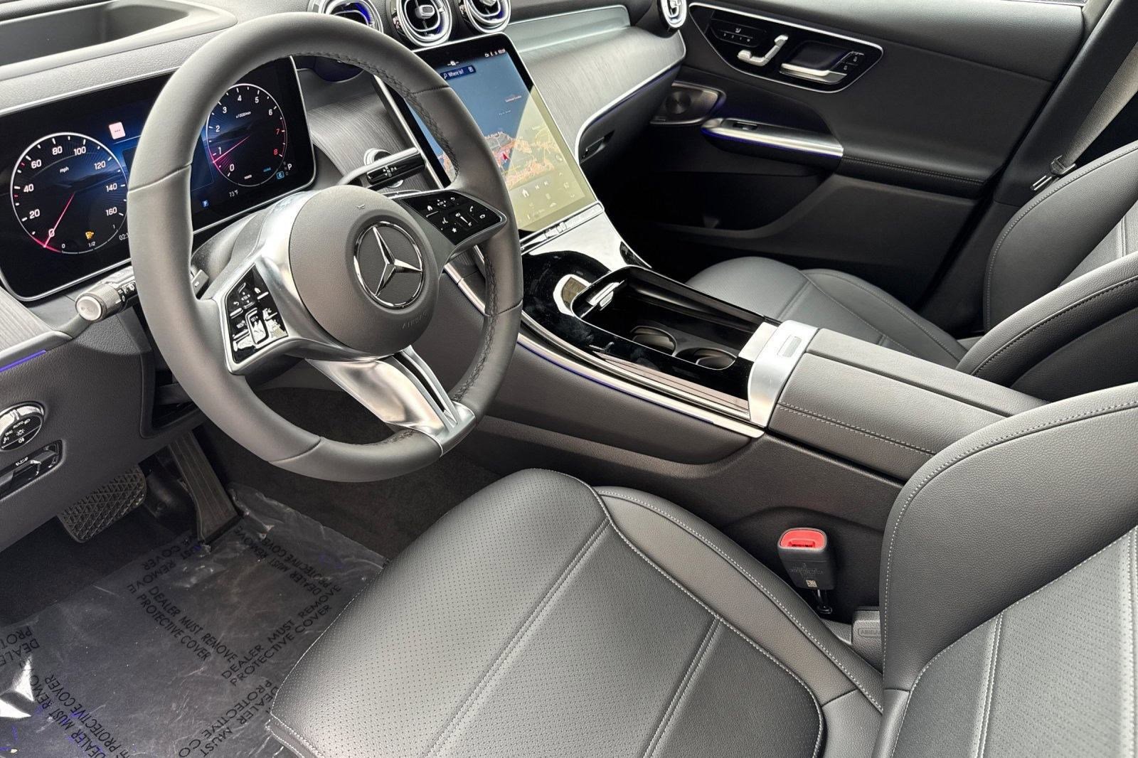 2026 Mercedes Benz GLC 300 4MATIC photo 3