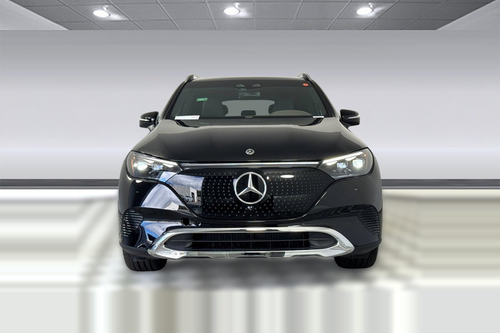 2026 Mercedes-Benz EQE 320+ photo 4