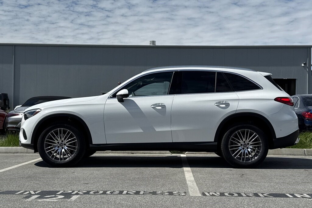 New 2027 Mercedes-Benz GLC 300 Base SUV