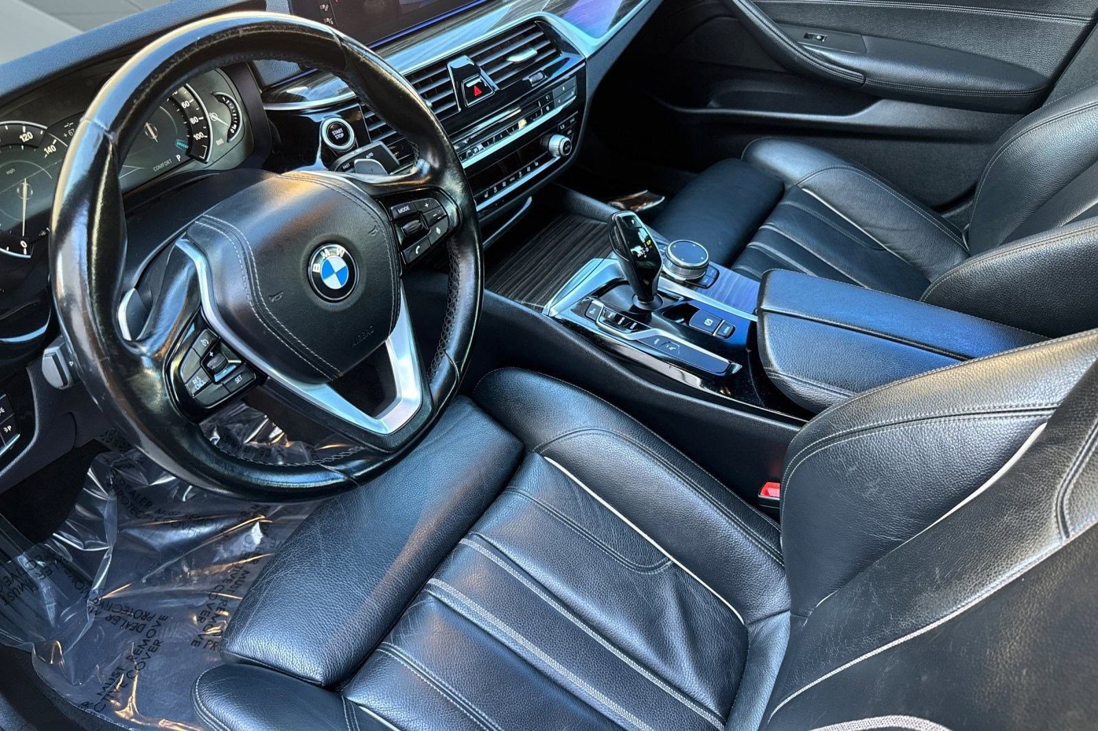 2018 Bmw 530e Sedan photo 3