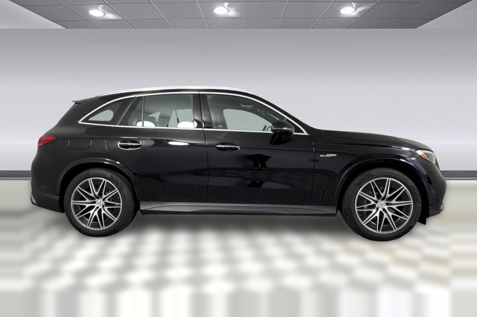 2025 Mercedes-Benz GLC AMG GLC63 S - Photo 8