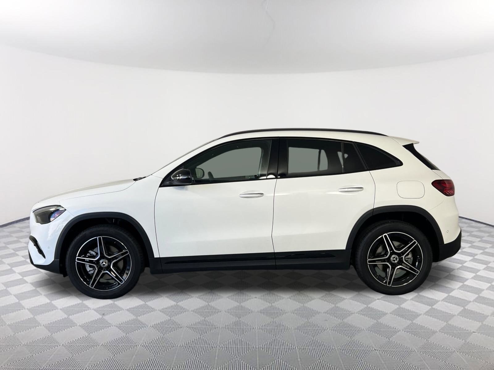 2026 Mercedes Benz GLA 250 photo 2