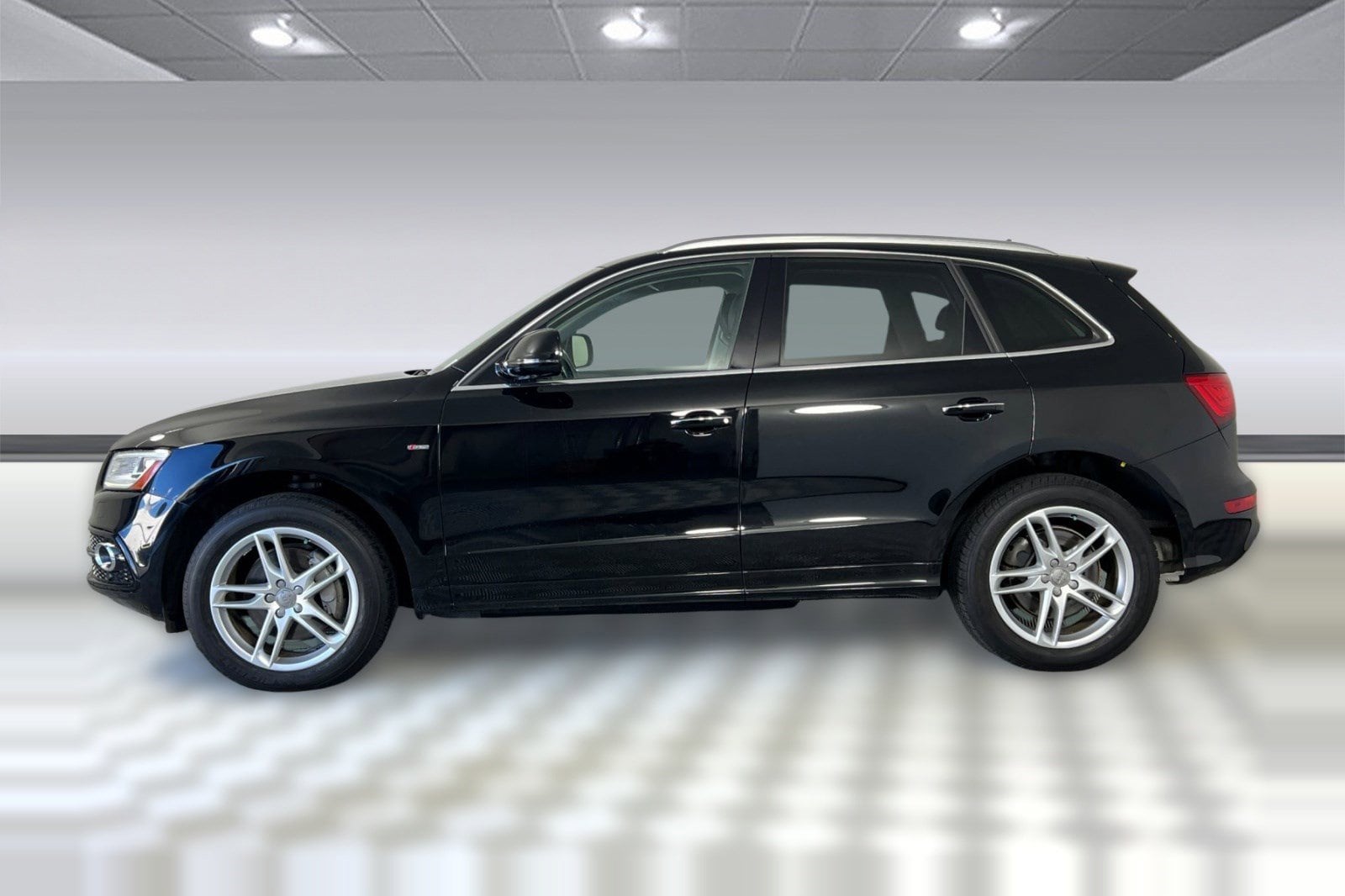 Used 2016 Audi Q5 Premium Plus with VIN WA1D7AFP7GA082721 for sale in Belmont, CA