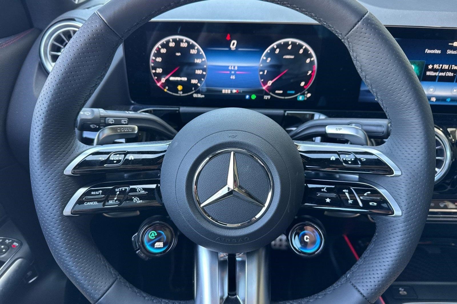 2025 Mercedes-Benz GLA GLA35 AMG - Photo 15