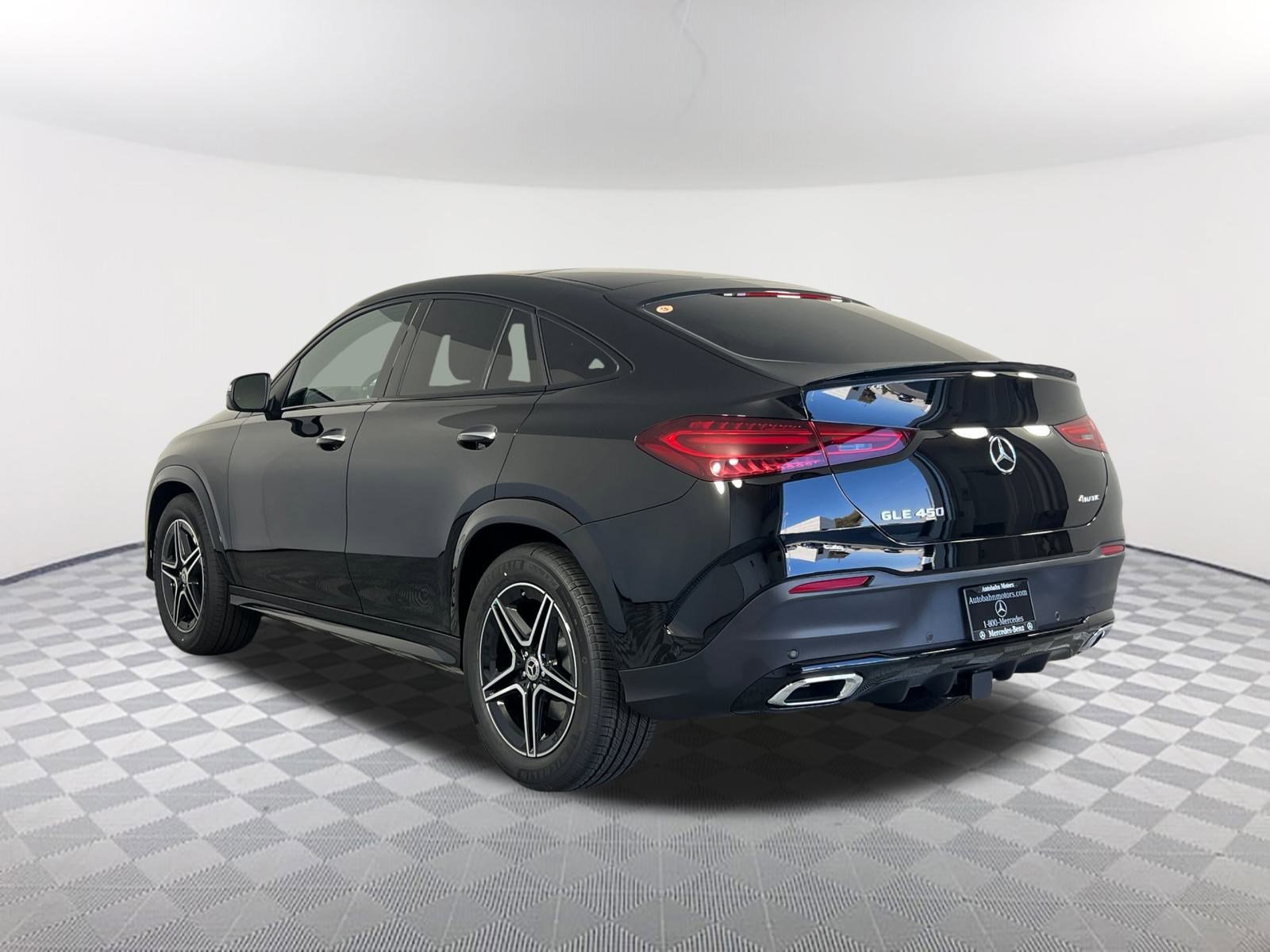 2026 Mercedes Benz GLE 450 4MATIC photo 2
