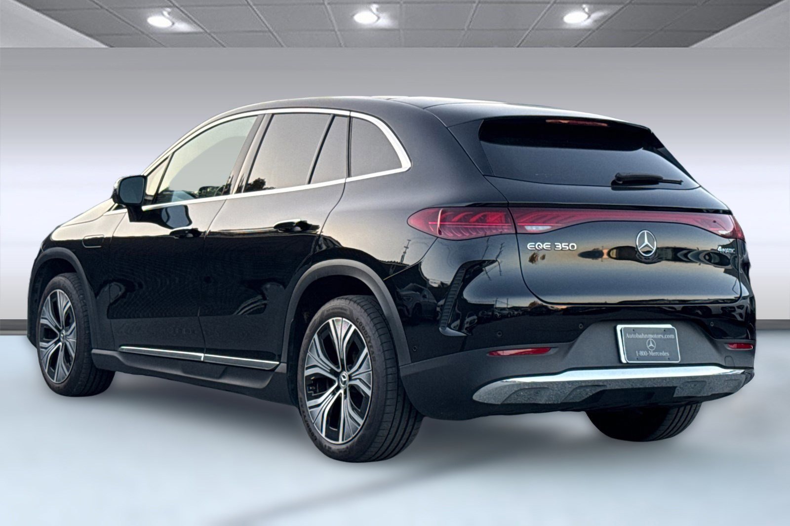 2023 Mercedes Benz 350 4MATIC photo 3