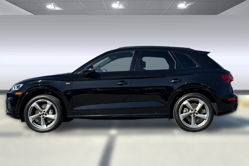 Used 2020 Audi Q5 45 Titanium SUV