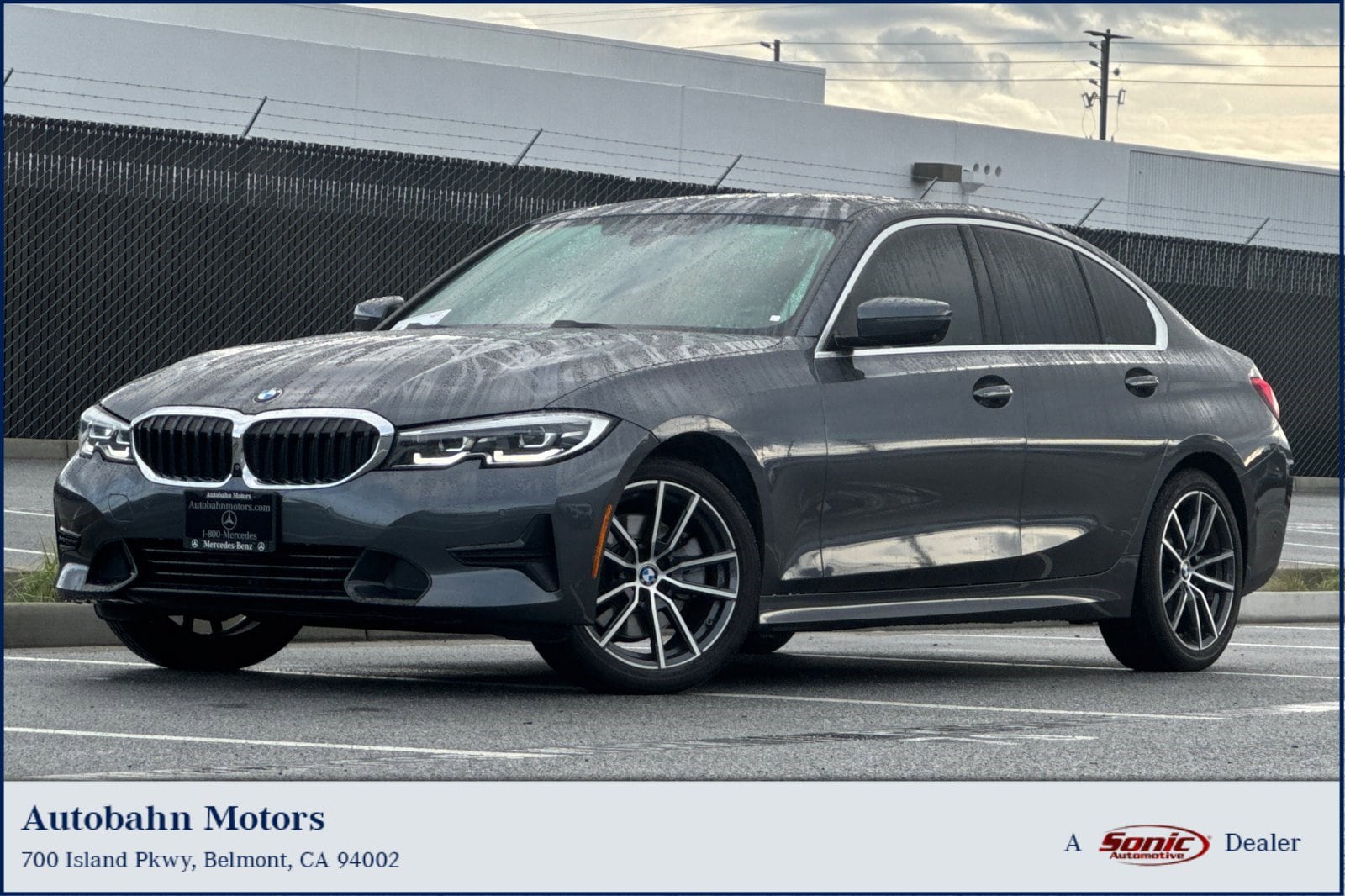 2020 BMW 3 Series 330i's photo