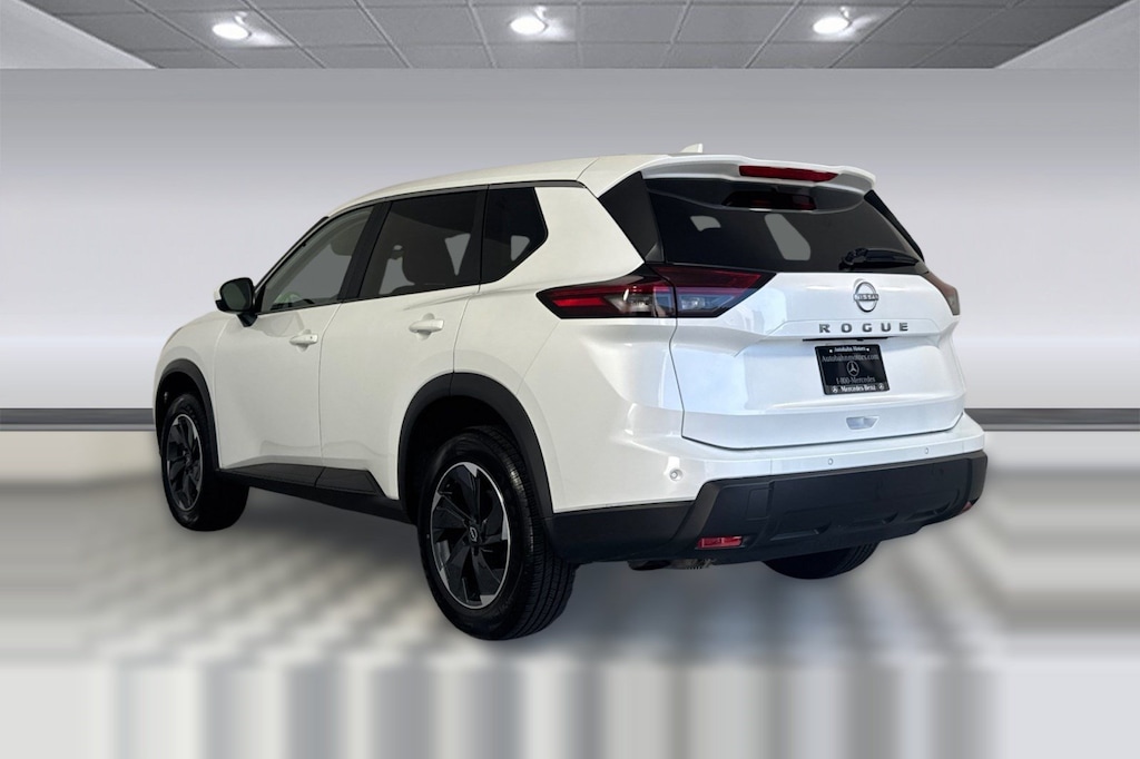 Used 2025 Nissan Rogue SV SUV