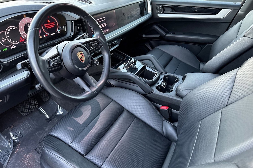 Used 2024 Porsche Cayenne SUV