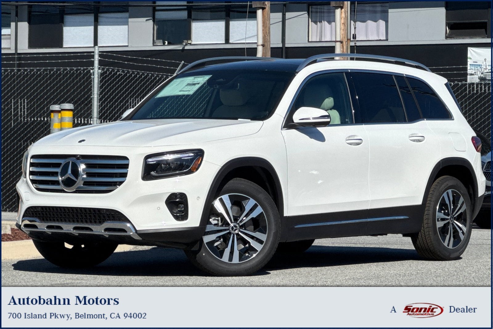 2026 Mercedes-Benz GLB GLB 250's photo