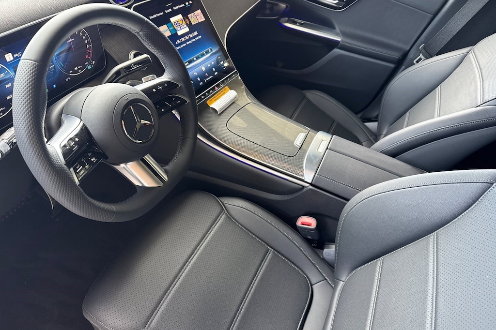 New 2027 Mercedes-Benz GLC 350e Base SUV