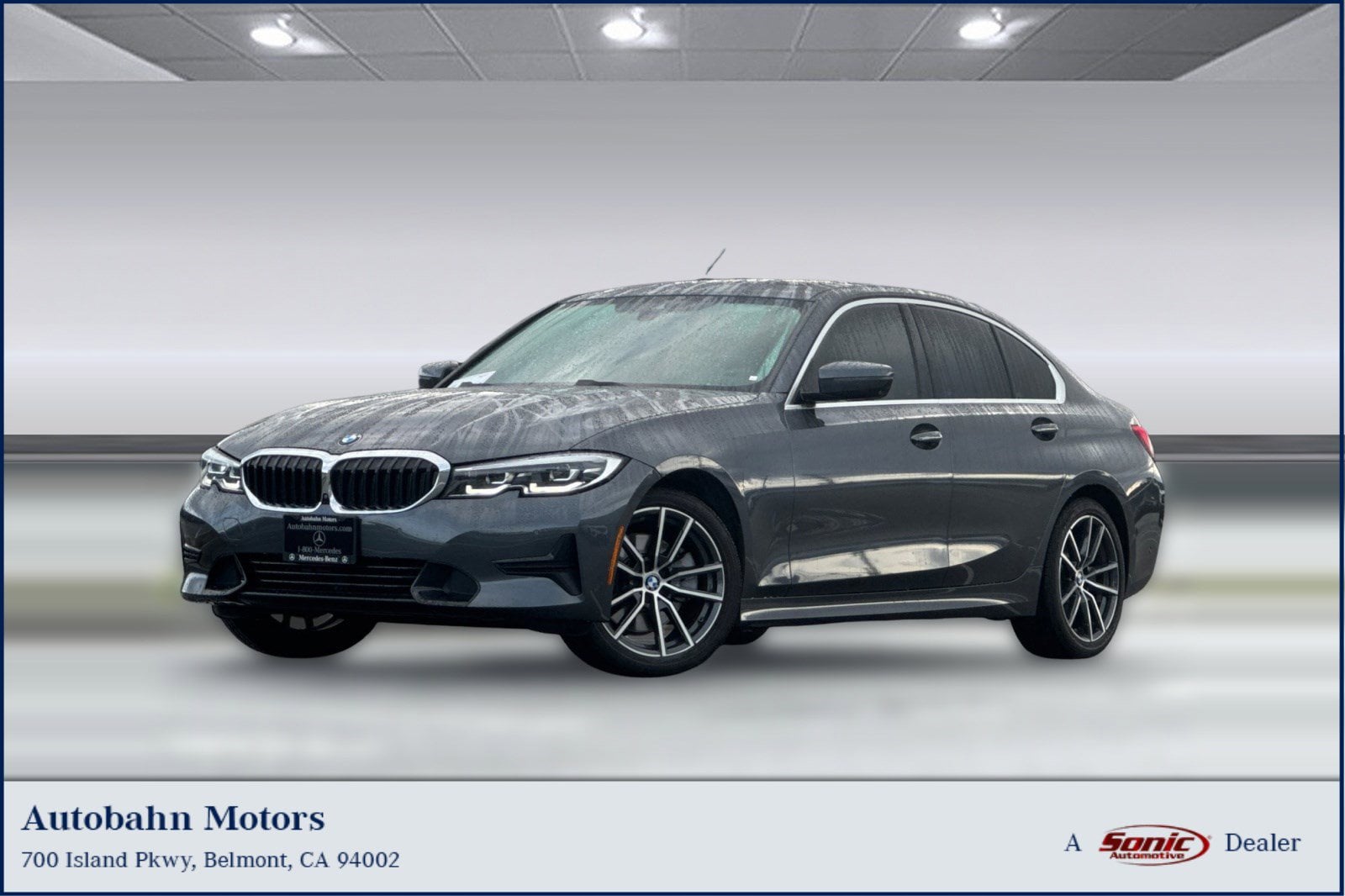 2020 BMW 3 Series 330i's photo