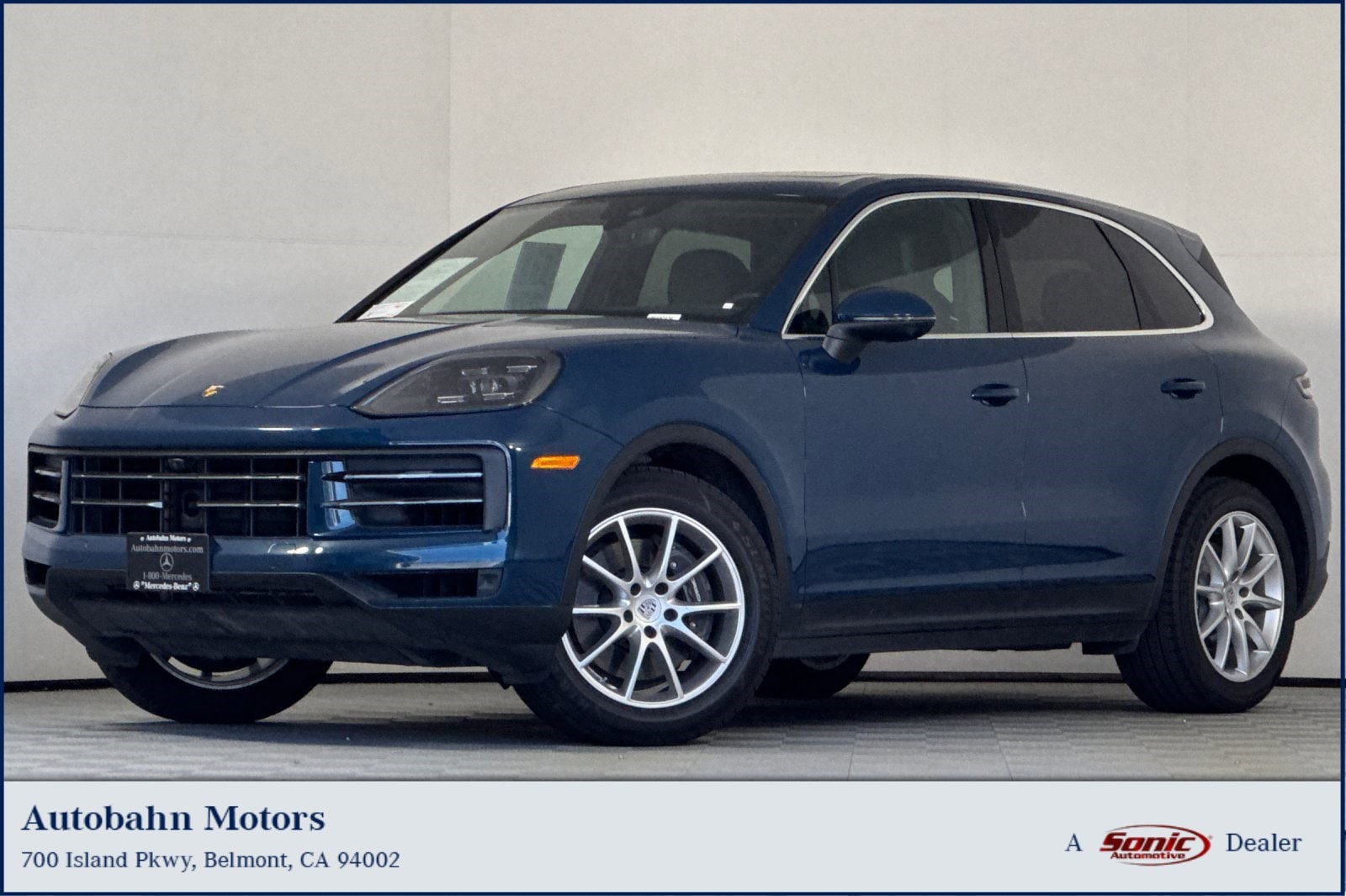 2024 Porsche Cayenne -'s photo