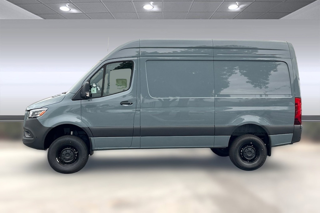 New 2026 Mercedes-Benz Sprinter 2500 Standard Roof 4-Cyl Diesel HO Van Cargo Van