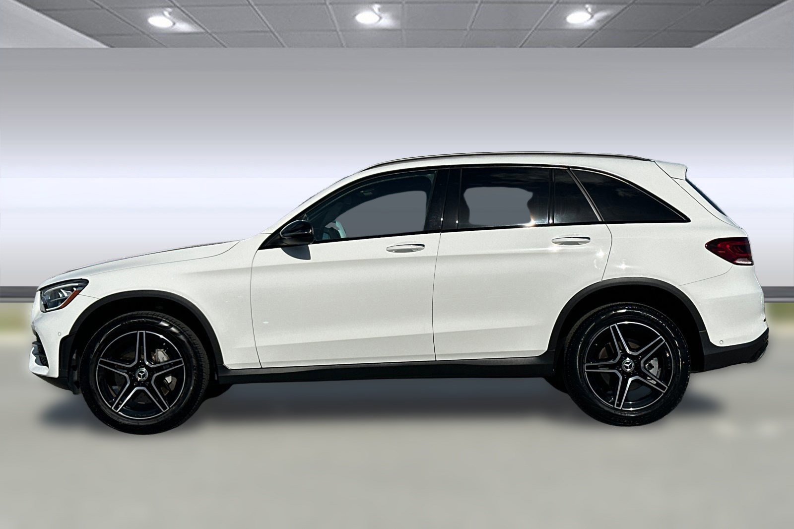 2022 Mercedes Benz GLC 300 4MATIC photo 2