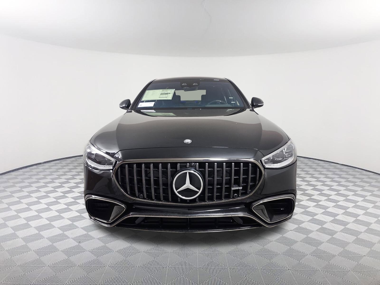 2025 Mercedes Benz S AMG 63 photo 2
