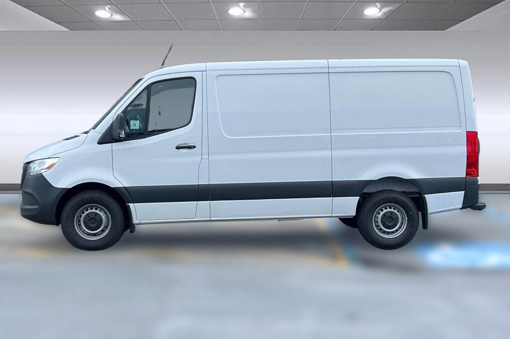 New 2025 Mercedes-Benz Sprinter 2500 Standard Roof 4-Cyl Diesel HO Van Cargo Van