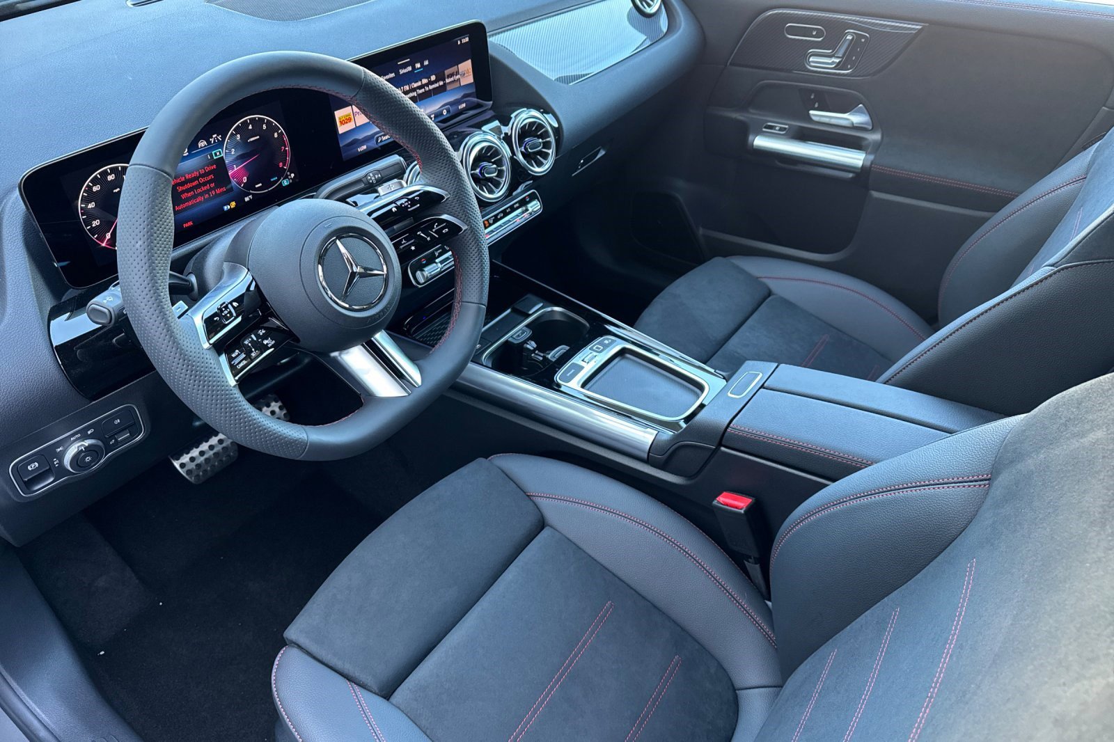 2026 Mercedes Benz GLA 250 photo 4