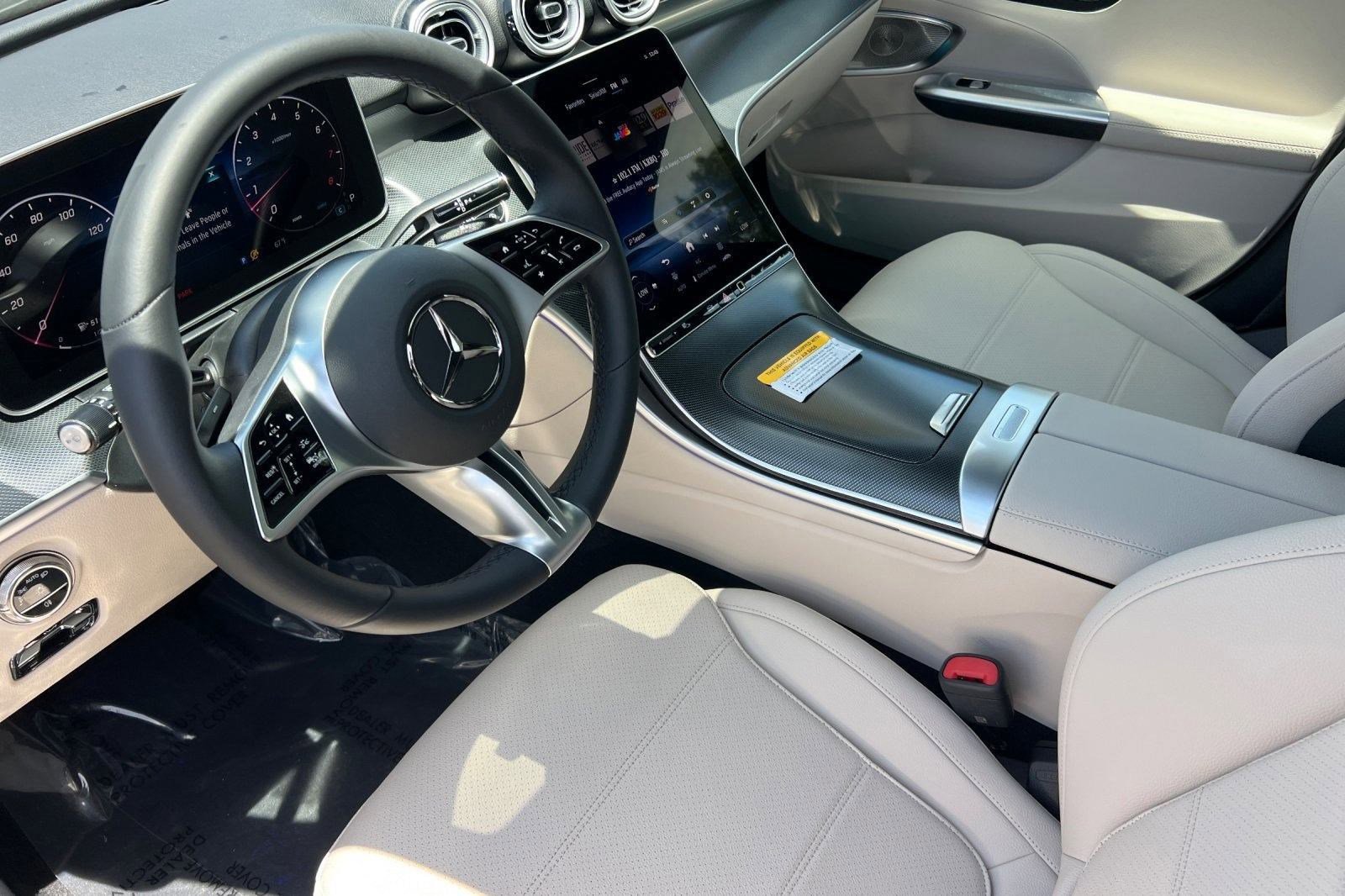 2025 Mercedes Benz C 300 Sedan photo 4