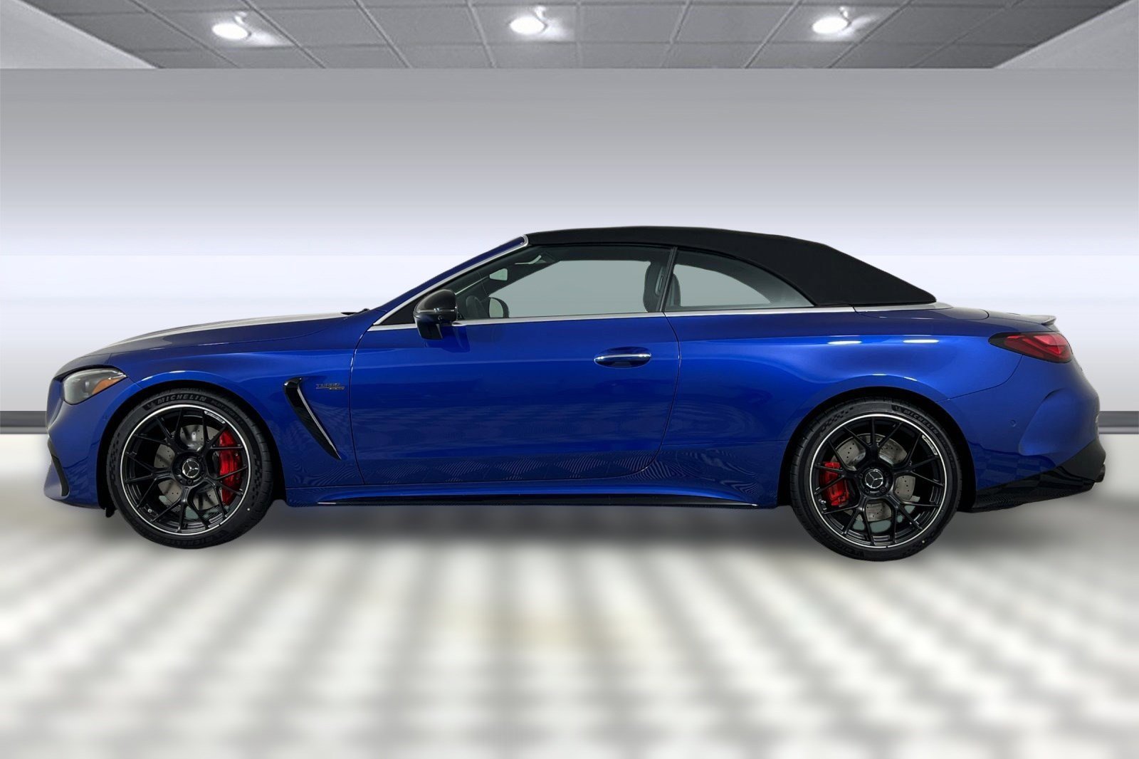 2026 Mercedes Benz CLE AMG 53 4MATIC photo 2