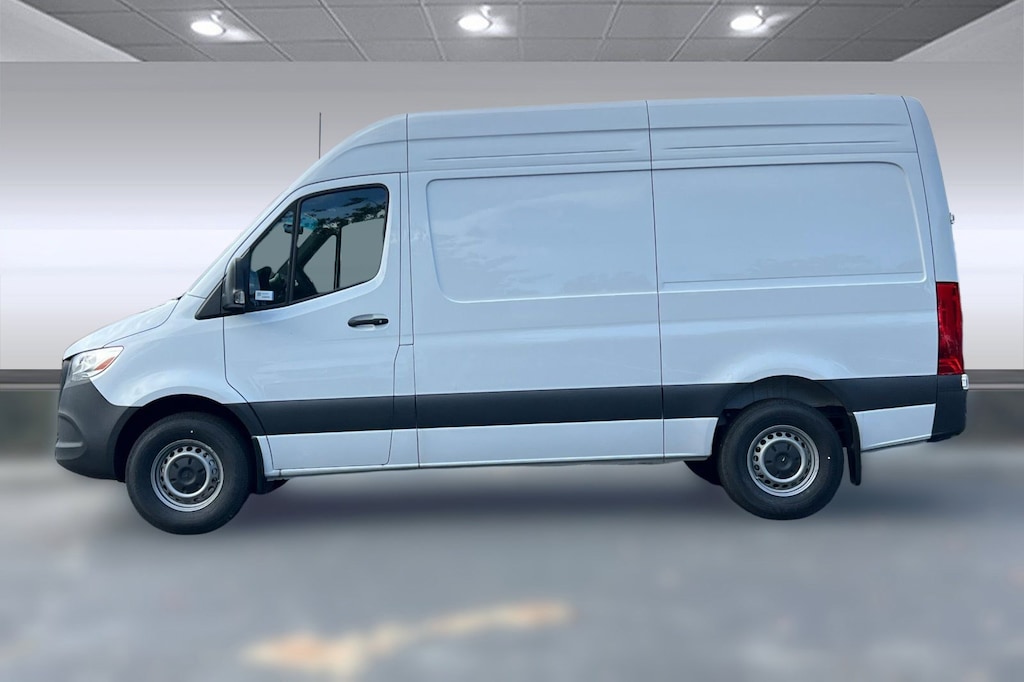 New 2025 Mercedes-Benz Sprinter 2500 Standard Roof 4-Cyl Diesel HO Van Cargo Van