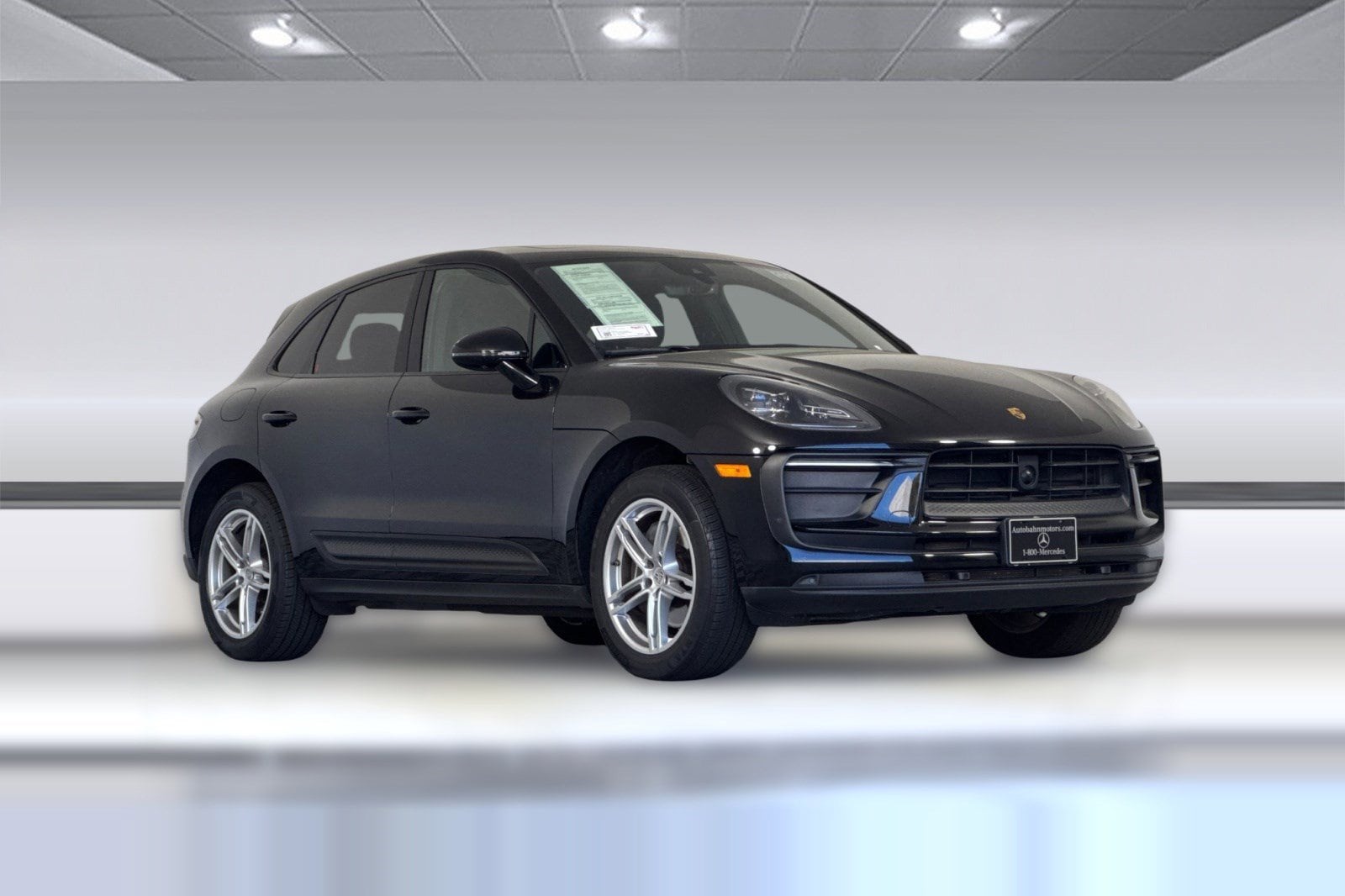 2024 Porsche Macan photo 6