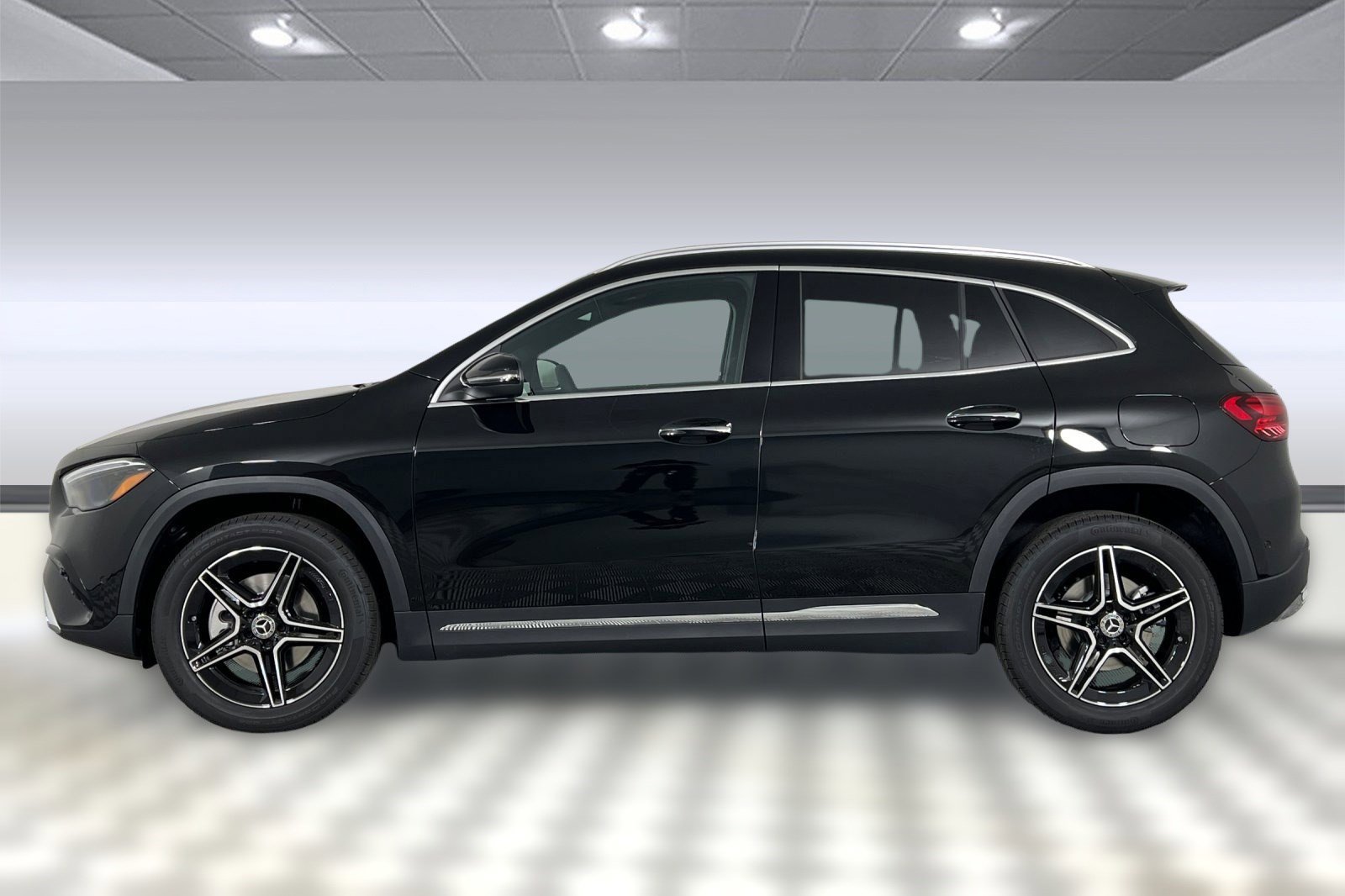 2026 Mercedes Benz GLA 250 photo 2