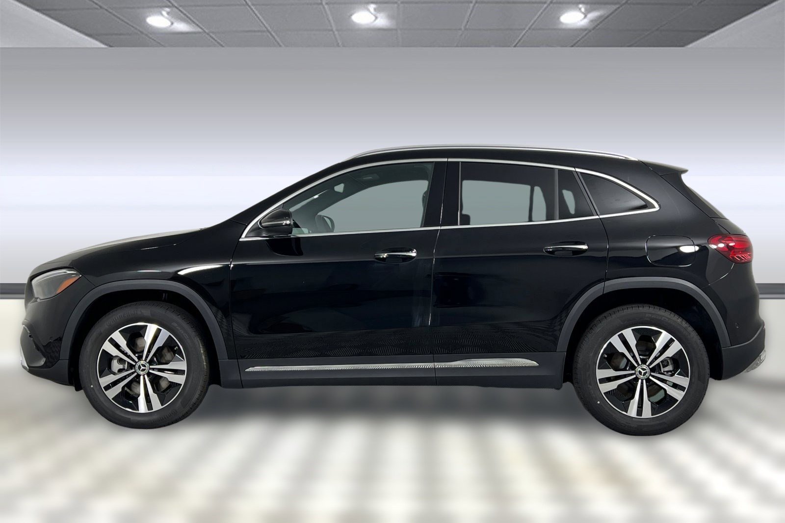 2026 Mercedes Benz GLA 250 photo 2