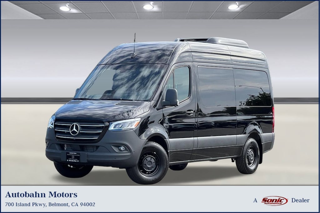 New 2025 Mercedes-Benz Sprinter 2500 Standard Roof 4-Cyl Diesel HO Van Passenger Van