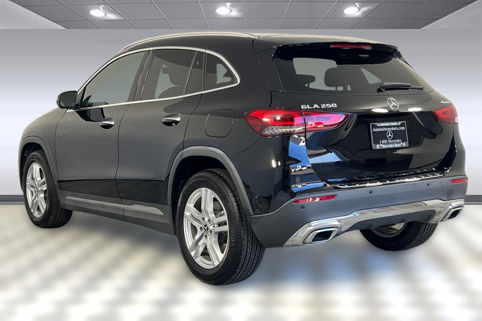2021 Mercedes Benz GLA 250 4MATIC photo 3