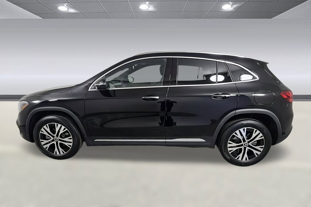 New 2025 Mercedes-Benz GLA 250 4MATIC SUV