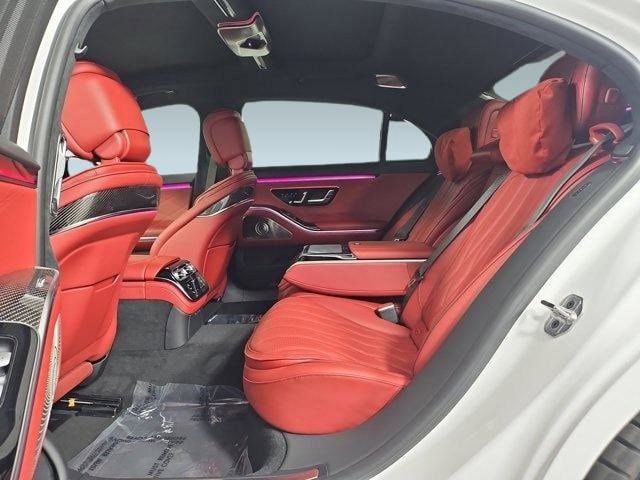 2025 Mercedes-Benz S-Class S 63 - Photo 14