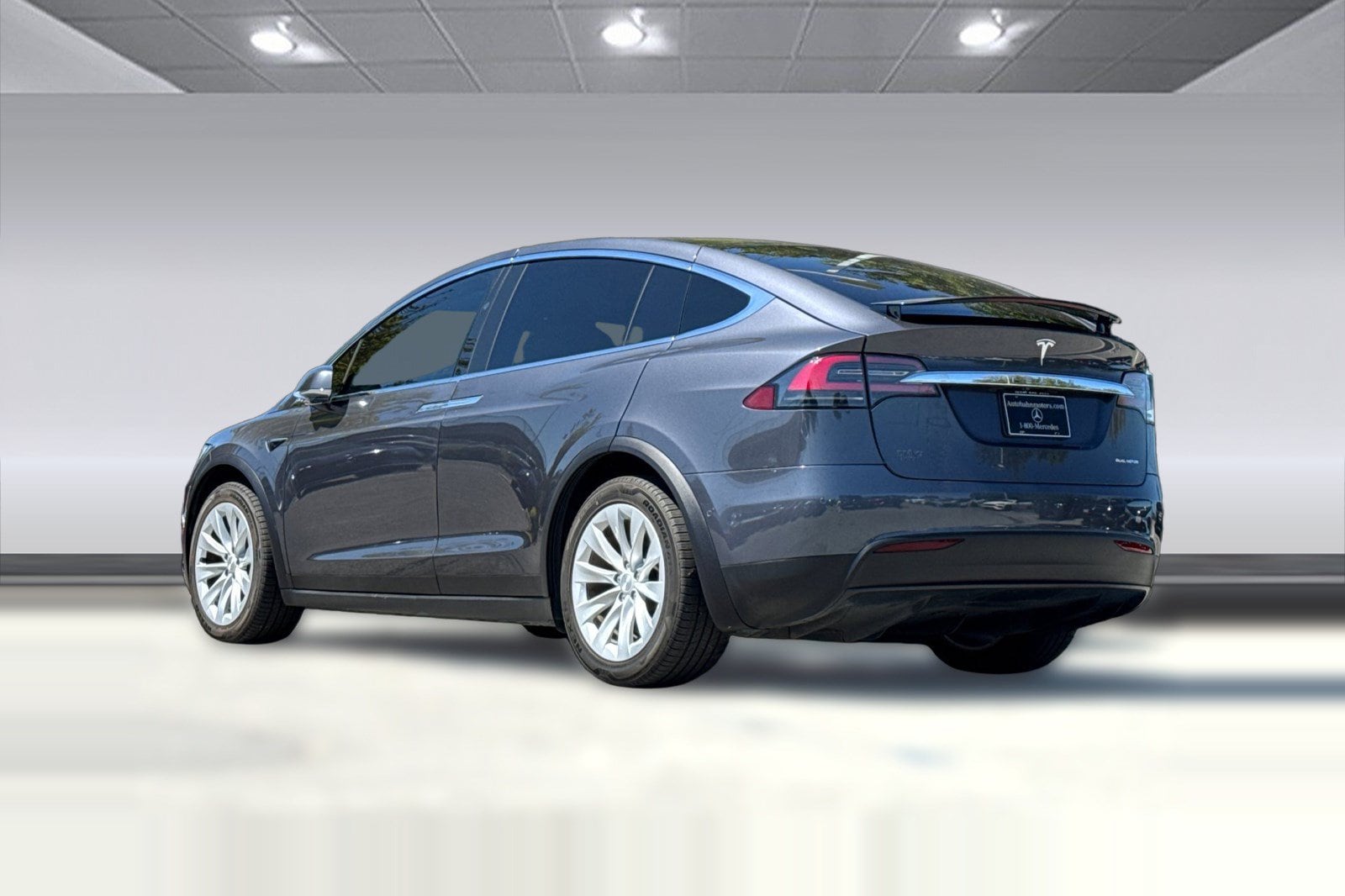 Model X Long Range SUV