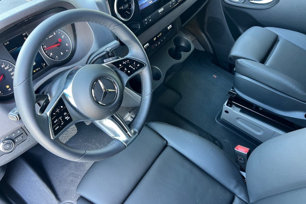 New 2025 Mercedes-Benz Sprinter 2500 Standard Roof 4-Cyl Diesel HO Van Cargo Van